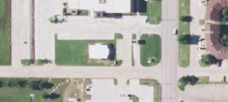 2100 Country Clb Rd