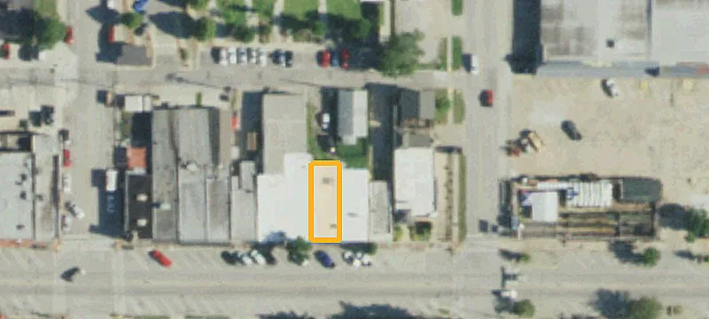 215 Main St
