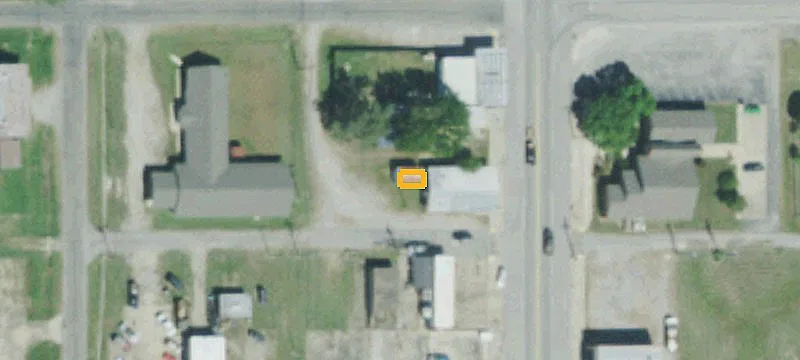 121 Broadway Ave