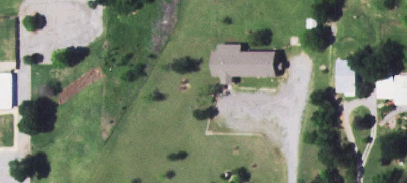 911 Hilltop Dr