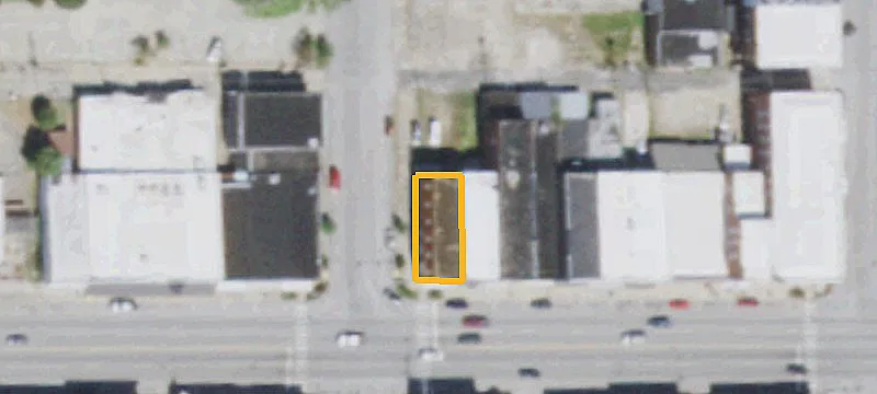 422 Main St