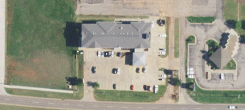 1301 Memorial Rd