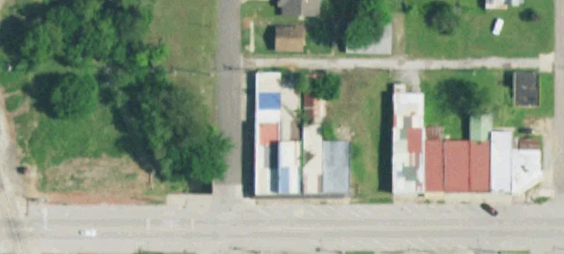 702 Main St