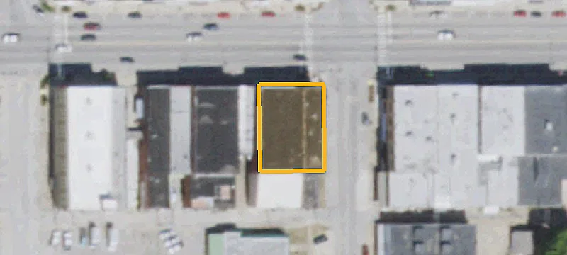 401 Main St