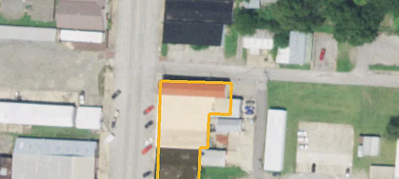 126 Main St