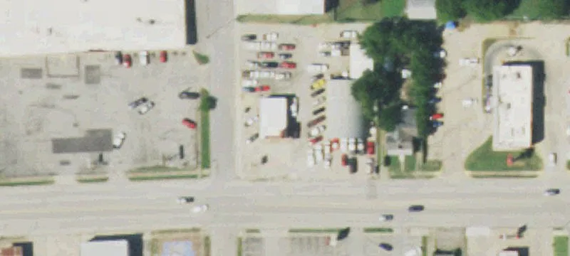 1001 Dewey Ave