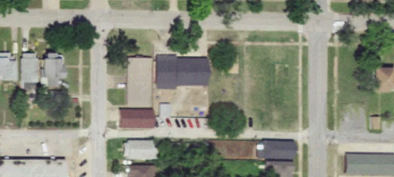 715 Maple Ave