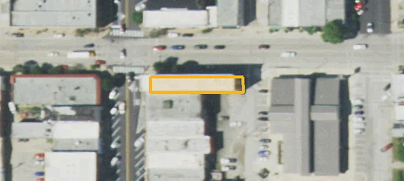 121 Main St