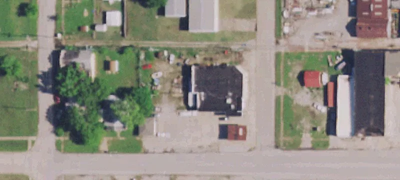 202 Moses St