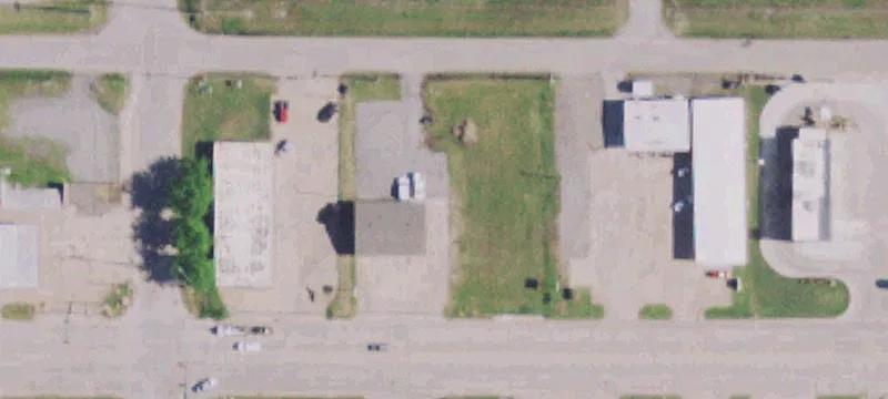 1410 Main St