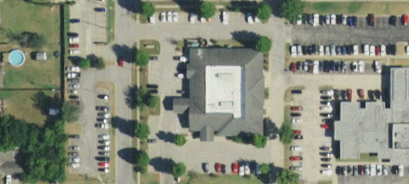 230 Howard Ave