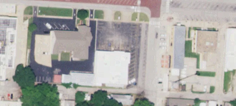 302 Main St
