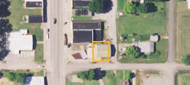 121 Main St