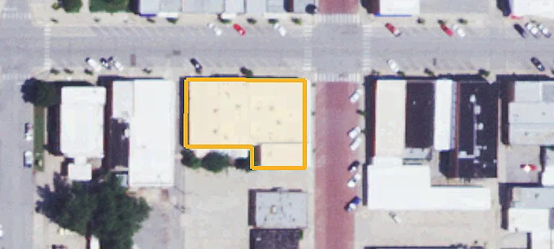 206 Broadway Ave