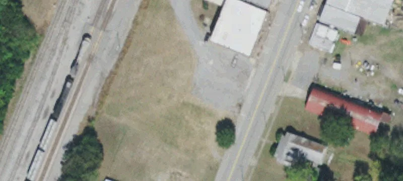 2643 Main St