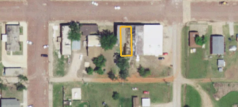 307 Main St