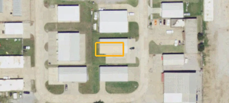 822 Commercial Cir