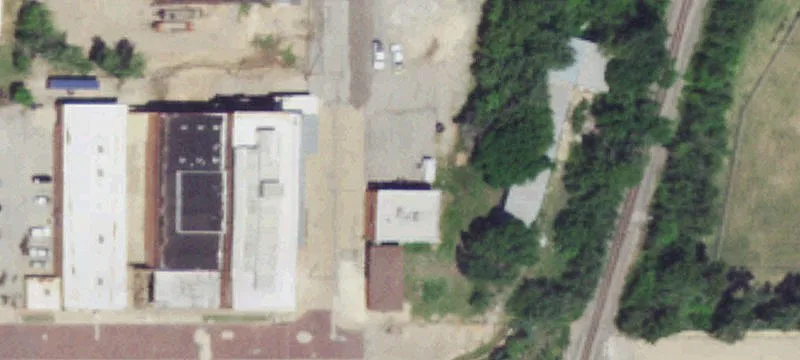 302 Maple Ave