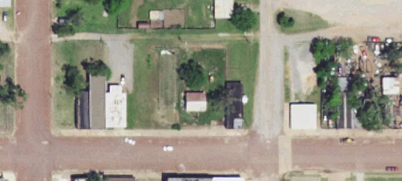 306 Main St