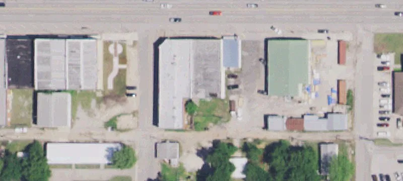 1023 Broadway Ave