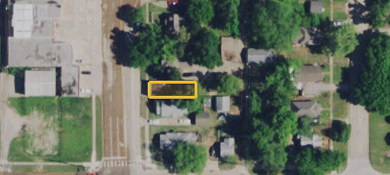 1113 Main St
