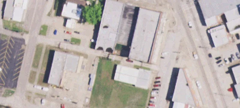10 2nd Ave