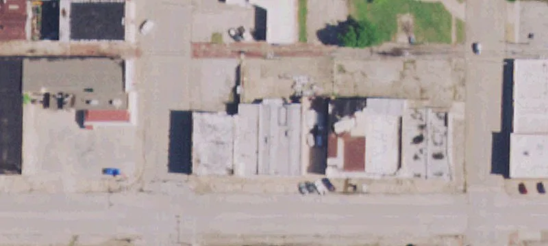 106 Moses St