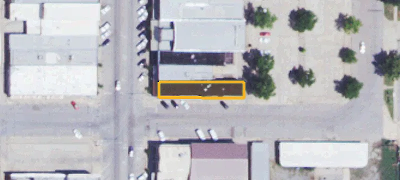 124 Main St