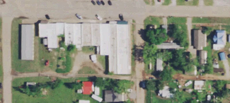 305 Main St