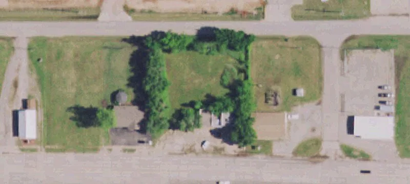 728 Main St