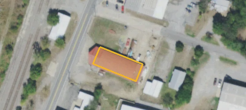 824 Main St