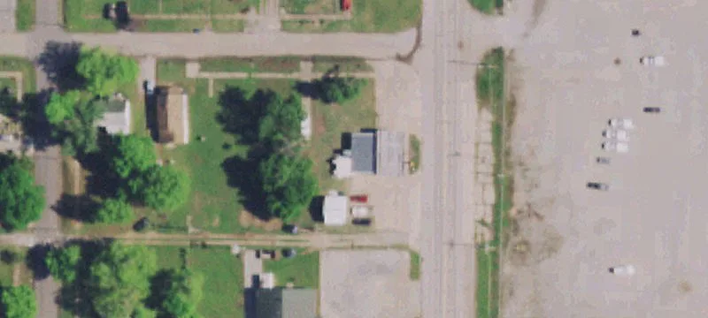 823 Little Ave