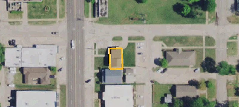 401 Main St
