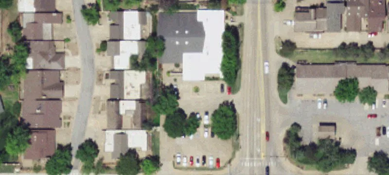 2402 Willow Rd