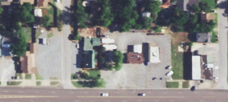 809 Broadway St