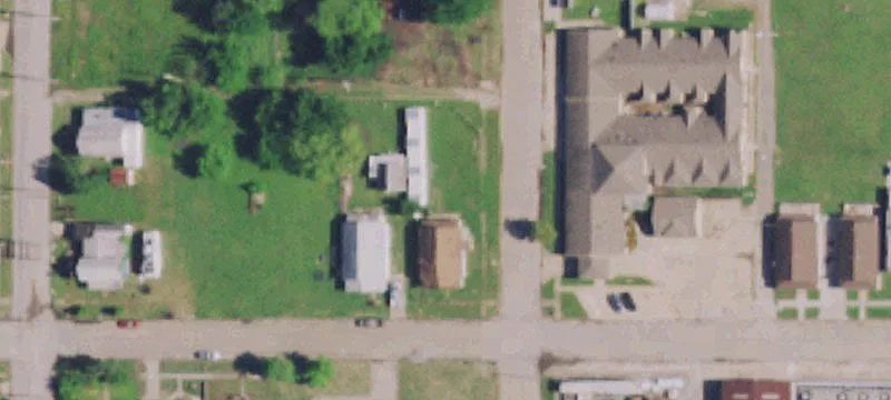 202 Oak St