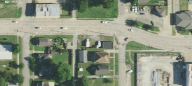 704 Hensley Blvd