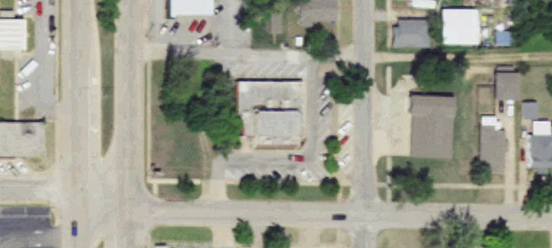 900 Maple Ave