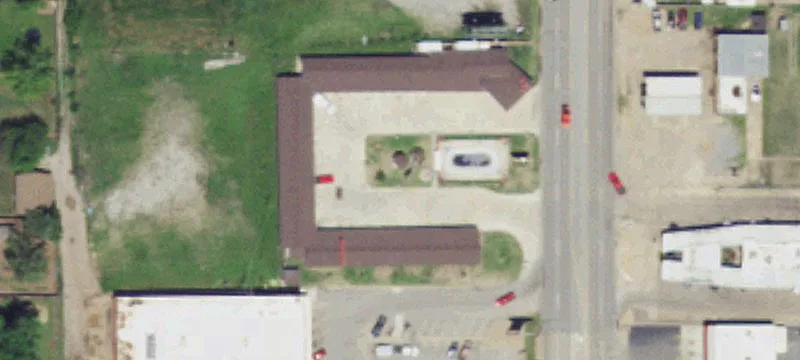 1610 Van Buren St