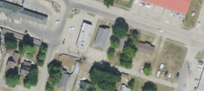 802 Wyandotte Ave
