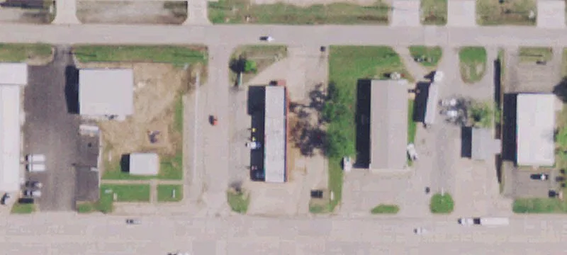 1204 Main St
