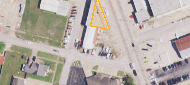 120 1st St