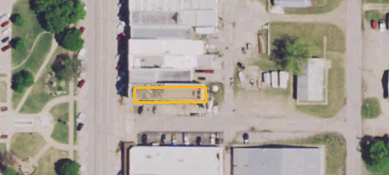 128 Main St