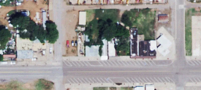 305 Main St