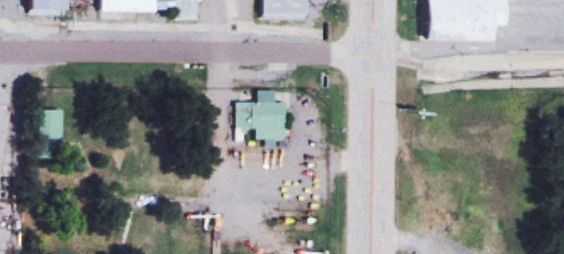 1011 Main St