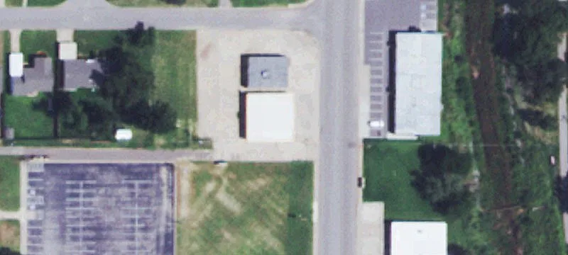 1009 Main St