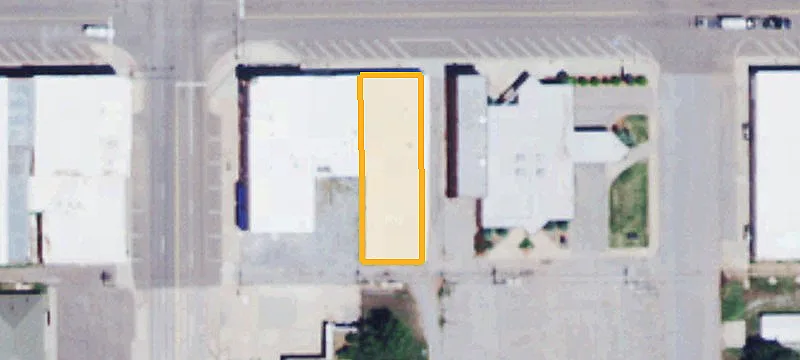112 Main St