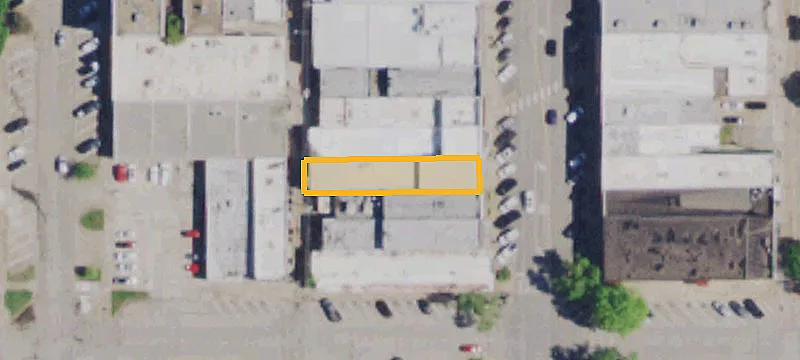718 Main St