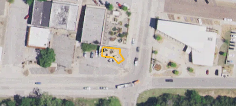 106 Broadway Ave