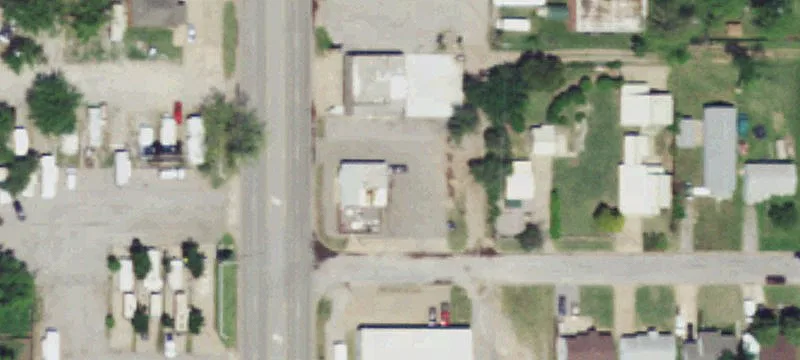 1421 Van Buren St